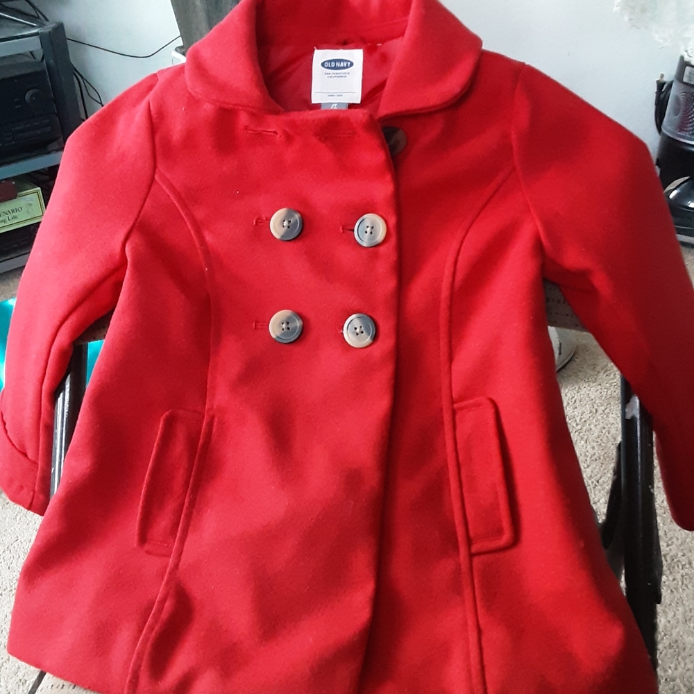 Girls Old Navy Coat size 5T / 5A, red with buttons